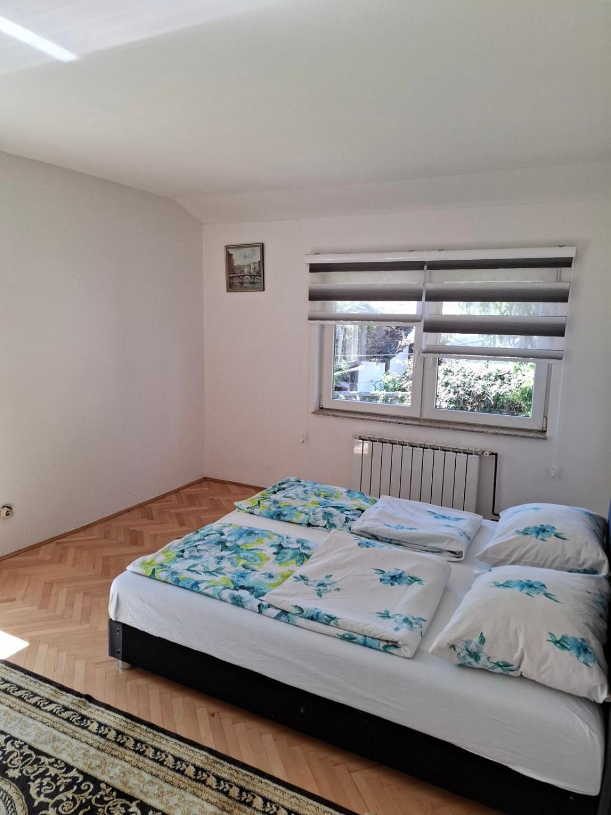 Apartman Mickey Сараево Стая снимка