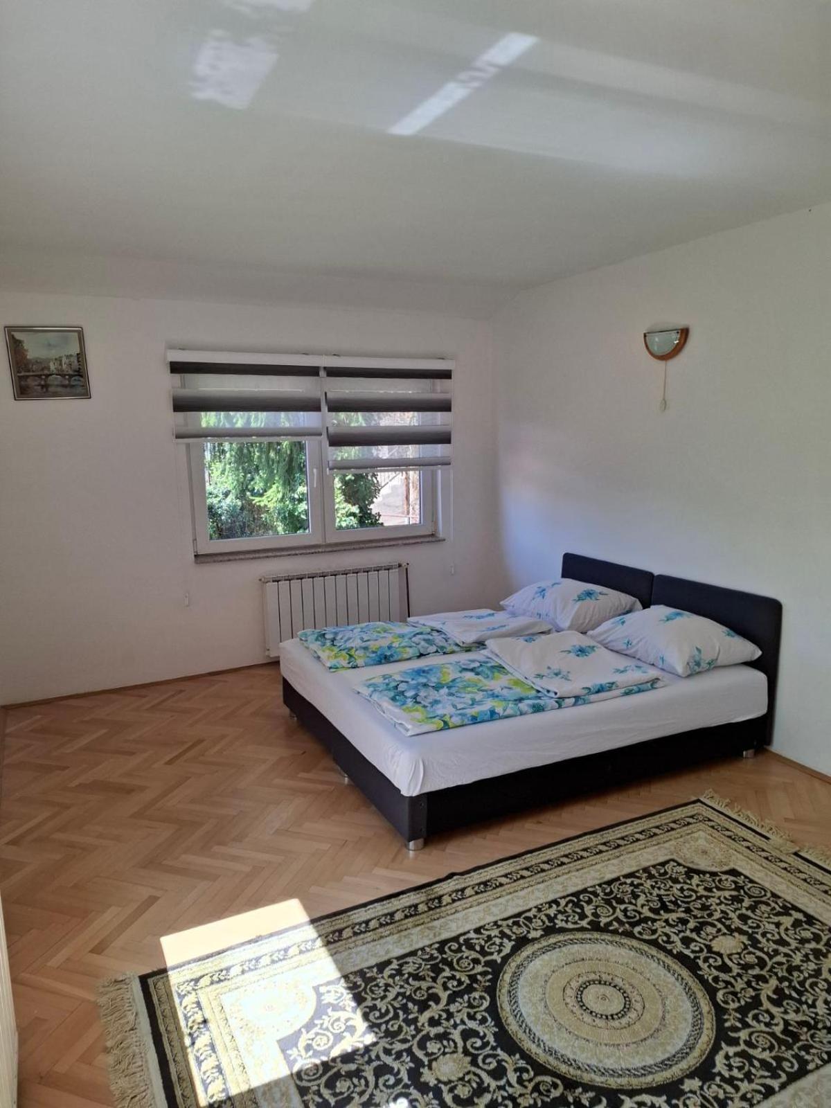 Apartman Mickey Сараево Стая снимка